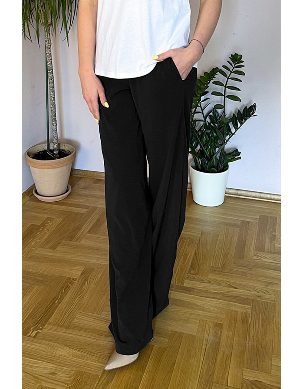 Pantalone 24105 - Crna