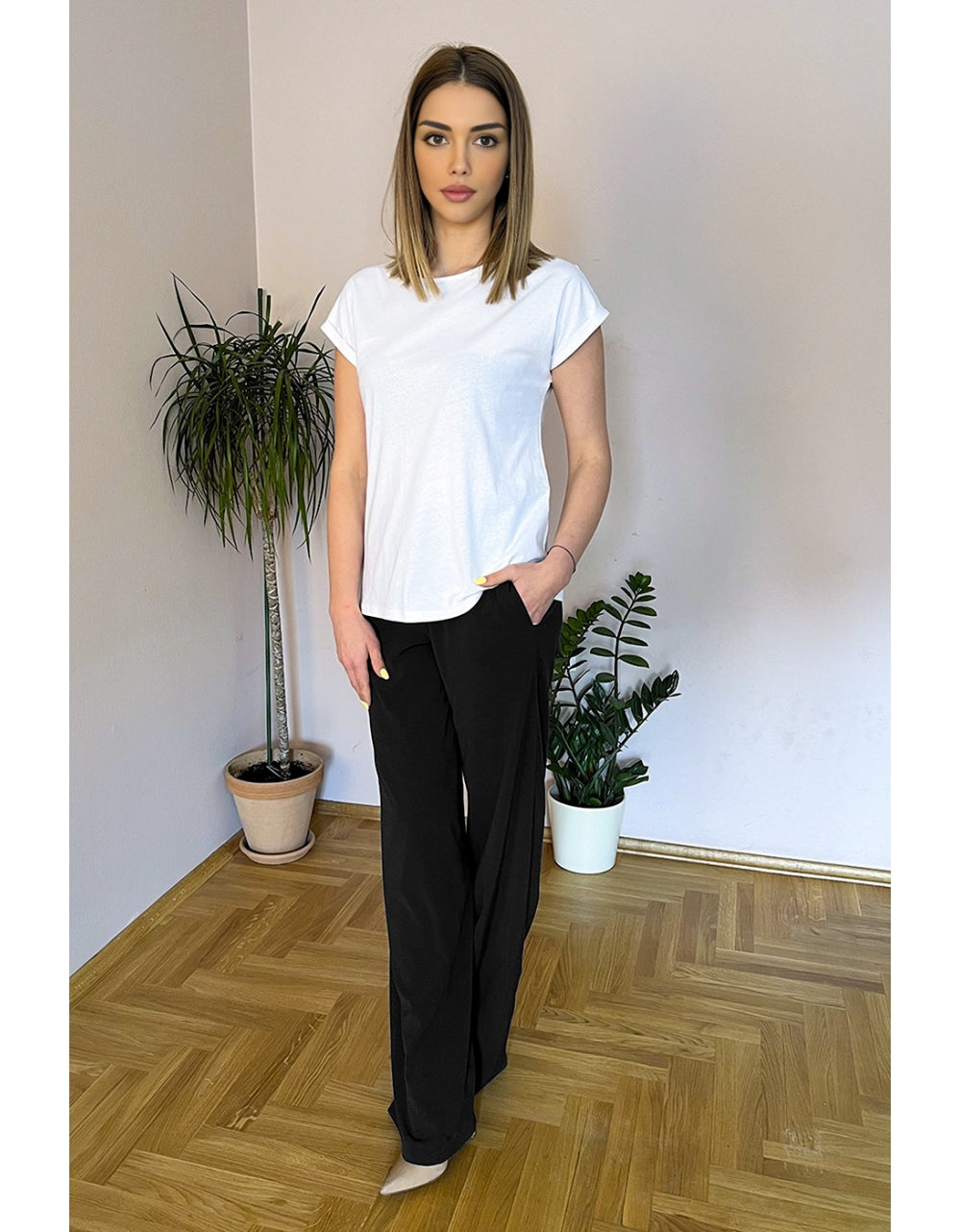 Pantalone 24105 - Crna